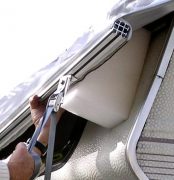 Ochranná strecha autokaravan VanProtect montáž